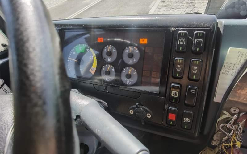 Mercedes-Benz Vario 814D 38+12 - Maakonnaliini buss: pilt 5 Mercedes-Benz Vario 814D 38+12 - Maakonnaliini buss: pilt 5