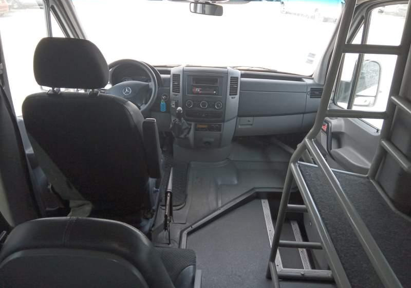 Maakonnaliini buss Mercedes-Benz sprinter 516: pilt 13