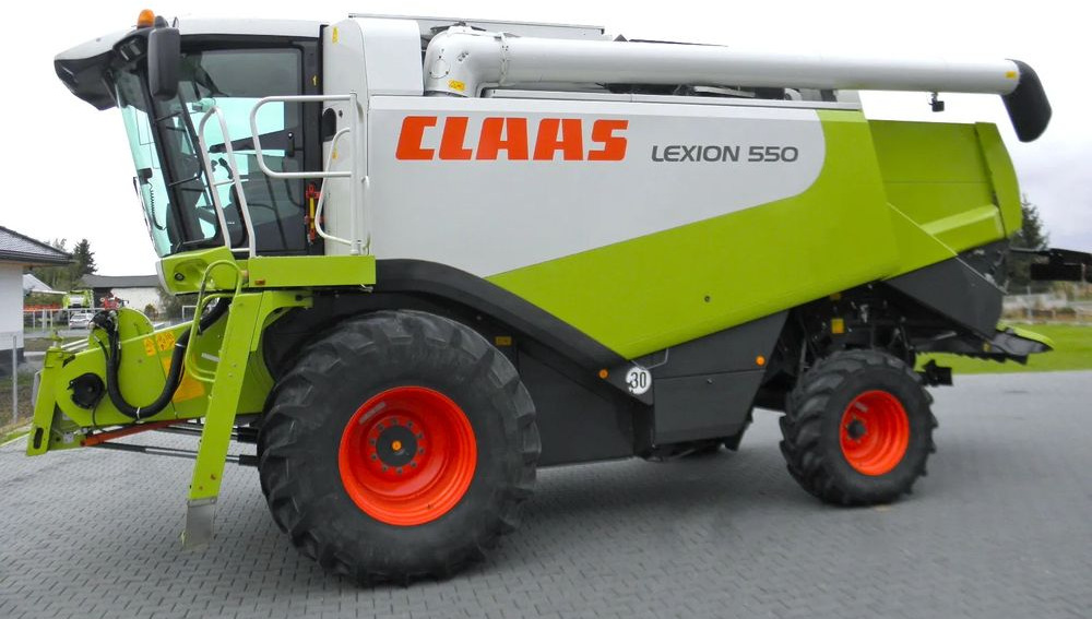 Claas Lexion 550 2005 Rok, heder V750, Najbogatsza Wersja, Nie Malowany, Stan Idealny - Kombain: pilt 2 Claas Lexion 550 2005 Rok, heder V750, Najbogatsza Wersja, Nie Malowany, Stan Idealny - Kombain: pilt 2