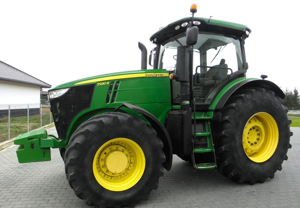 John Deere 7230 R 2012 Rok Nie Malowany, Skrzynia POWERQUAD, Stan Bardzo Dobry - Traktor: pilt 2 John Deere 7230 R 2012 Rok Nie Malowany, Skrzynia POWERQUAD, Stan Bardzo Dobry - Traktor: pilt 2