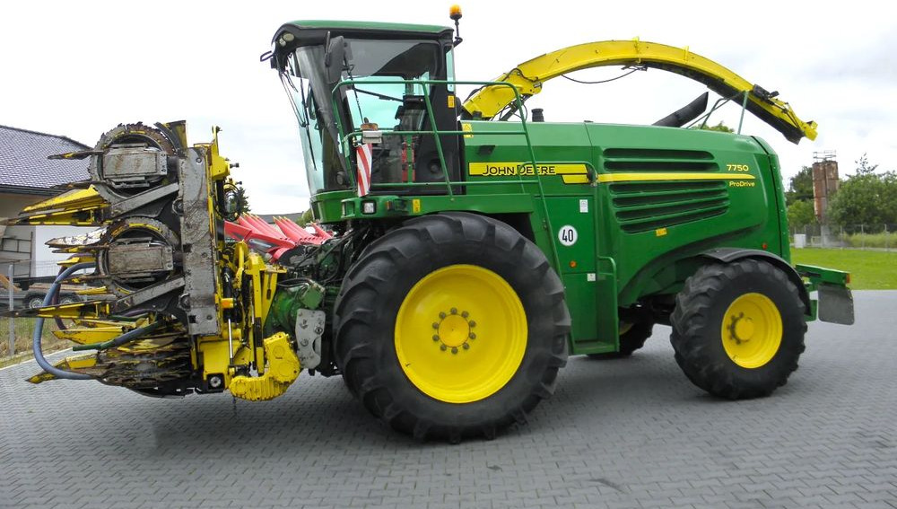 John Deere 7750 ProDrive 2008 Rok, +Kemper 375, +podbieracz do traw, Nie Malowany, Stan Bardzo Dobry - Koristusmasin: pilt 1 John Deere 7750 ProDrive 2008 Rok, +Kemper 375, +podbieracz do traw, Nie Malowany, Stan Bardzo Dobry - Koristusmasin: pilt 1