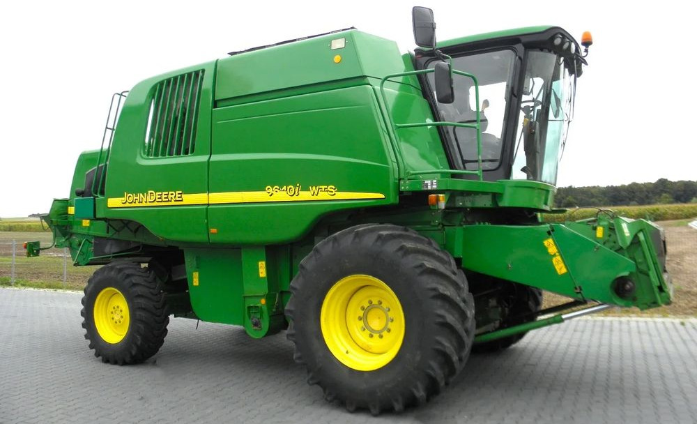 John Deere WTS 9640i 2006 Rok , Nowsza Wersja, heder,6,7m, Greenstar, Nie Malowany, Stan Bardzo Dobry - Kombain: pilt 2 John Deere WTS 9640i 2006 Rok , Nowsza Wersja, heder,6,7m, Greenstar, Nie Malowany, Stan Bardzo Dobry - Kombain: pilt 2