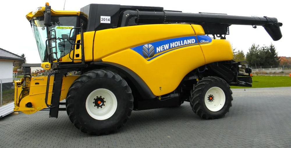 New Holland CR9080 2013 Rok , heder Varifeed 9,15m, Nowsza Wersja, Nie Malowany, Stan Idealny - Kombain: pilt 5 New Holland CR9080 2013 Rok , heder Varifeed 9,15m, Nowsza Wersja, Nie Malowany, Stan Idealny - Kombain: pilt 5