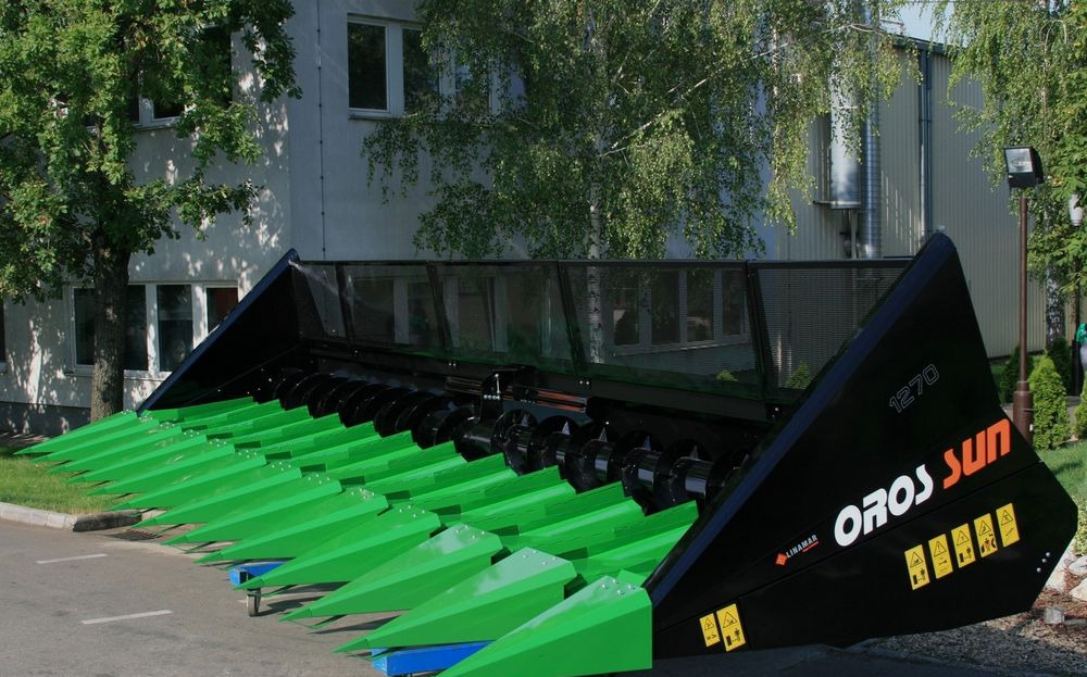 Oros SUN 1276 12 rzędowy, Nowe przystawki do Zbioru Słonecznika - Päevalillekoristusmasin: pilt 1 Oros SUN 1276 12 rzędowy, Nowe przystawki do Zbioru Słonecznika - Päevalillekoristusmasin: pilt 1