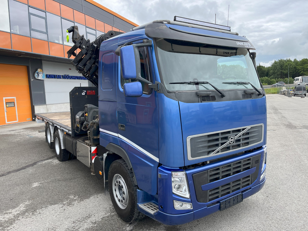 Volvo FH12 6x2 + CRANE HIAB XS 422 E6 - Kraanaga veoauto: pilt 2 Volvo FH12 6x2 + CRANE HIAB XS 422 E6 - Kraanaga veoauto: pilt 2
