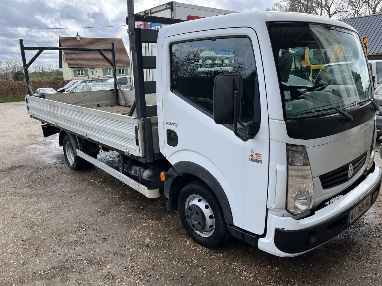 Renault Maxity 110cv cabstar plateau 4,50m - Madelauto: pilt 3 Renault Maxity 110cv cabstar plateau 4,50m - Madelauto: pilt 3
