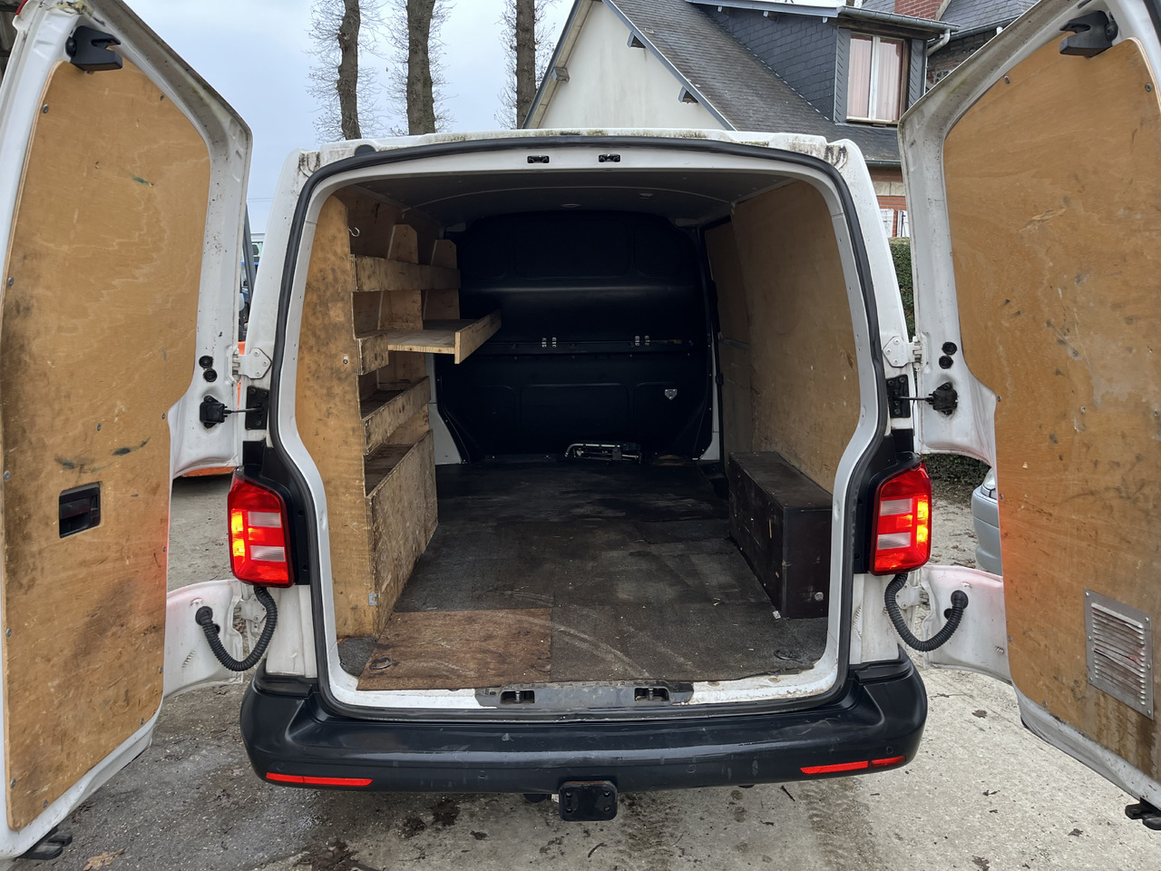 Volkswagen Transporter T6 2L tdi 150cv long 4 Motion 4x4 4motion - Kaubik: pilt 4 Volkswagen Transporter T6 2L tdi 150cv long 4 Motion 4x4 4motion - Kaubik: pilt 4