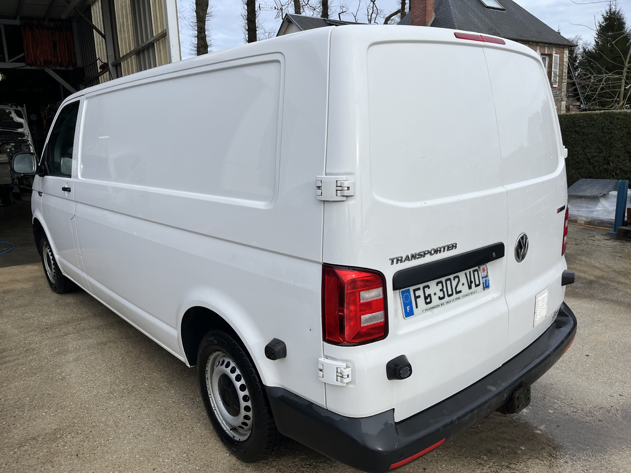 Volkswagen Transporter T6 2L tdi 150cv long bas 4x4 4motion - Kaubik: pilt 3 Volkswagen Transporter T6 2L tdi 150cv long bas 4x4 4motion - Kaubik: pilt 3