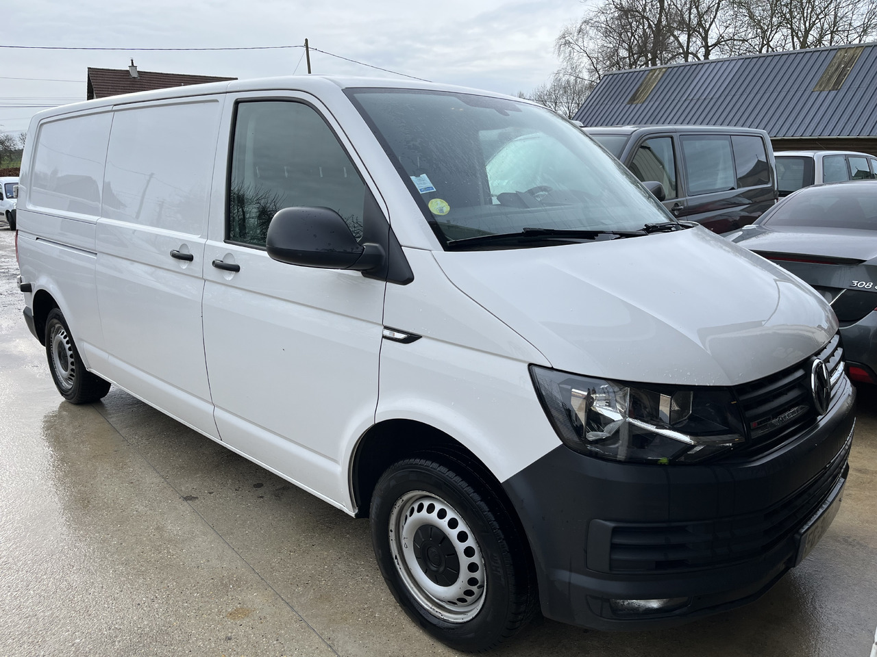Volkswagen Transporter T6 2L tdi 150cv long bas 4x4 4motion - Kaubik: pilt 2 Volkswagen Transporter T6 2L tdi 150cv long bas 4x4 4motion - Kaubik: pilt 2