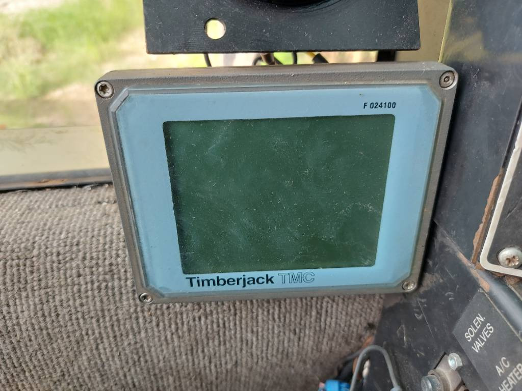Metsakoristaja TIMBERJACK 2628: pilt 11