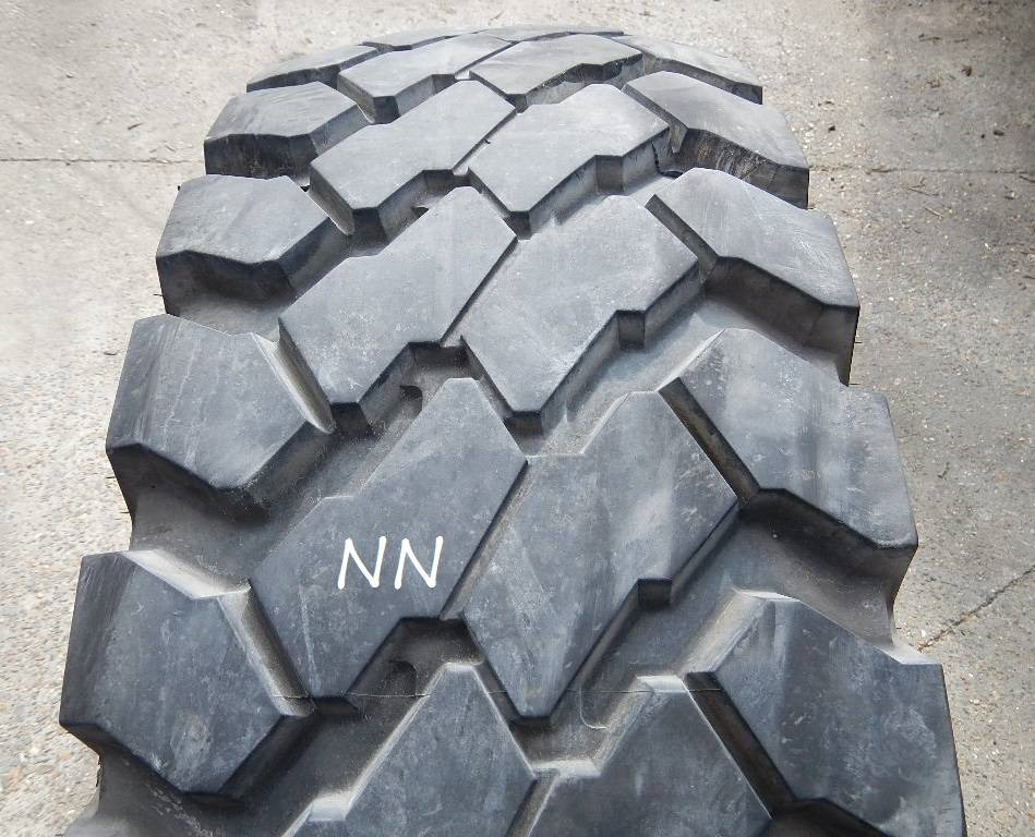 Continental 14.00R20 HCS - USED NN 95% - Rehv - Veoauto: pilt 2 Continental 14.00R20 HCS - USED NN 95% - Rehv - Veoauto: pilt 2