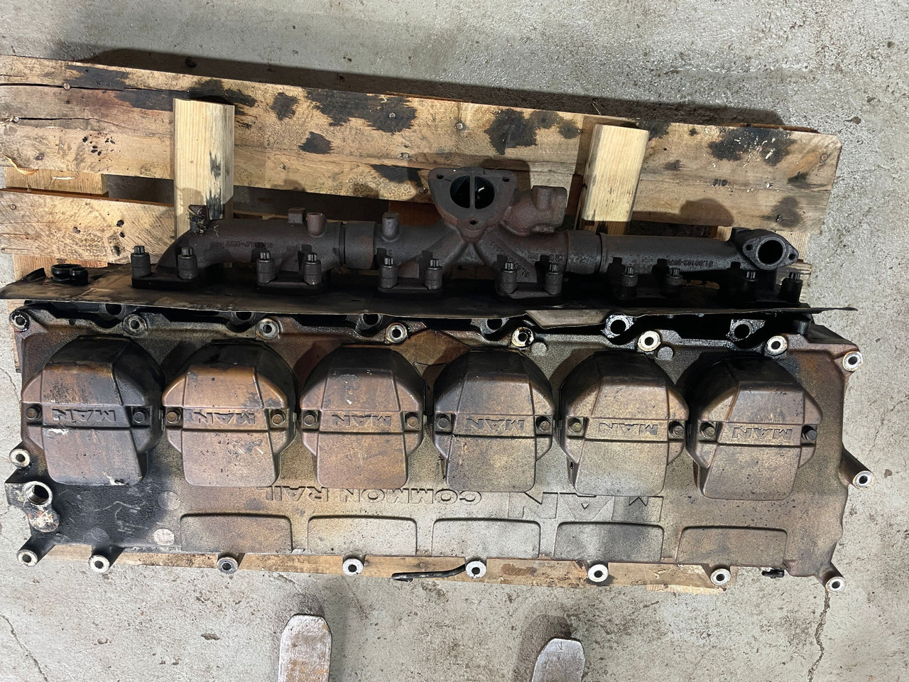 MAN Motor MAN Lions City D2066 LUH 52 Zylinderkopf Nockenwelle - Mootori pea - Buss: pilt 5 MAN Motor MAN Lions City D2066 LUH 52 Zylinderkopf Nockenwelle - Mootori pea - Buss: pilt 5