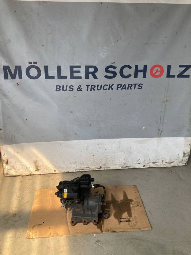 ZF Lenkung Lenkgetriebe Scania 1353044, 575014, 8098955326, 98359 - Roolikarp - Veoauto: pilt 1 ZF Lenkung Lenkgetriebe Scania 1353044, 575014, 8098955326, 98359 - Roolikarp - Veoauto: pilt 1