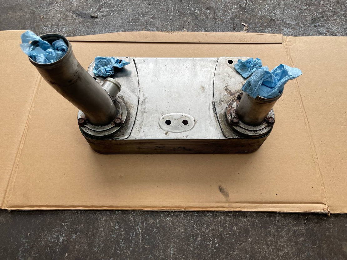 ZF ZF Ölkühler Wärmetauscher Getriebeölkühler Ecolife 6AP 1400 1700 - Õlijahuti - Buss: pilt 3 ZF ZF Ölkühler Wärmetauscher Getriebeölkühler Ecolife 6AP 1400 1700 - Õlijahuti - Buss: pilt 3