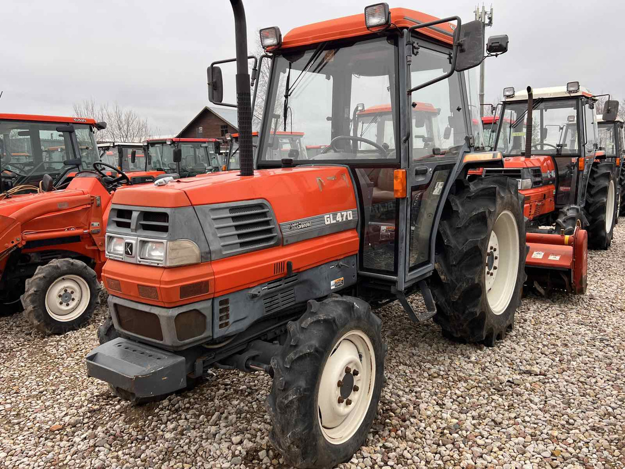 Kubota GL470 - Traktor: pilt 1 Kubota GL470 - Traktor: pilt 1