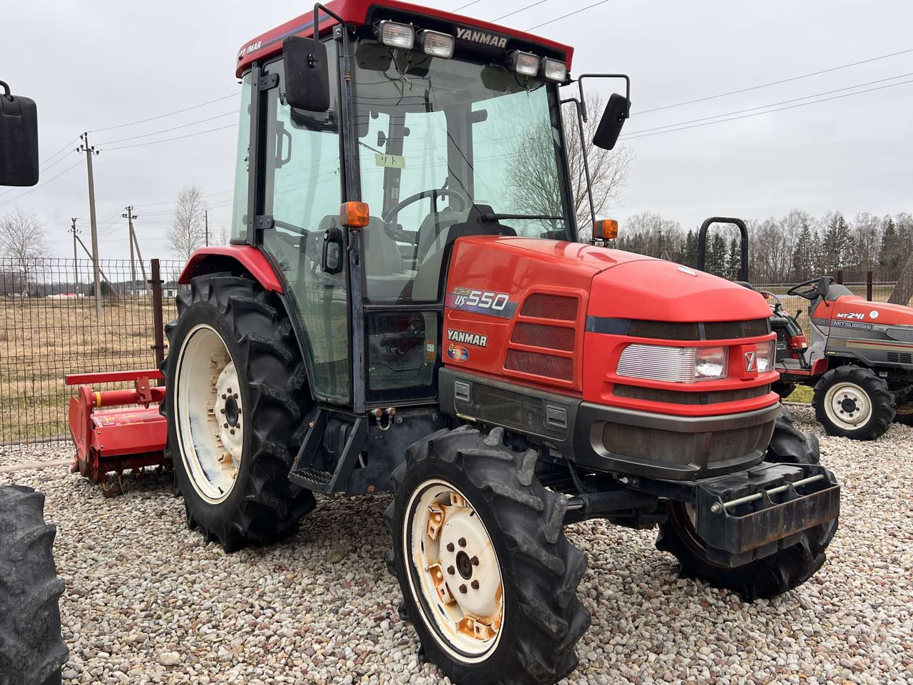 Yanmar US550 - Väiketraktor: pilt 2 Yanmar US550 - Väiketraktor: pilt 2