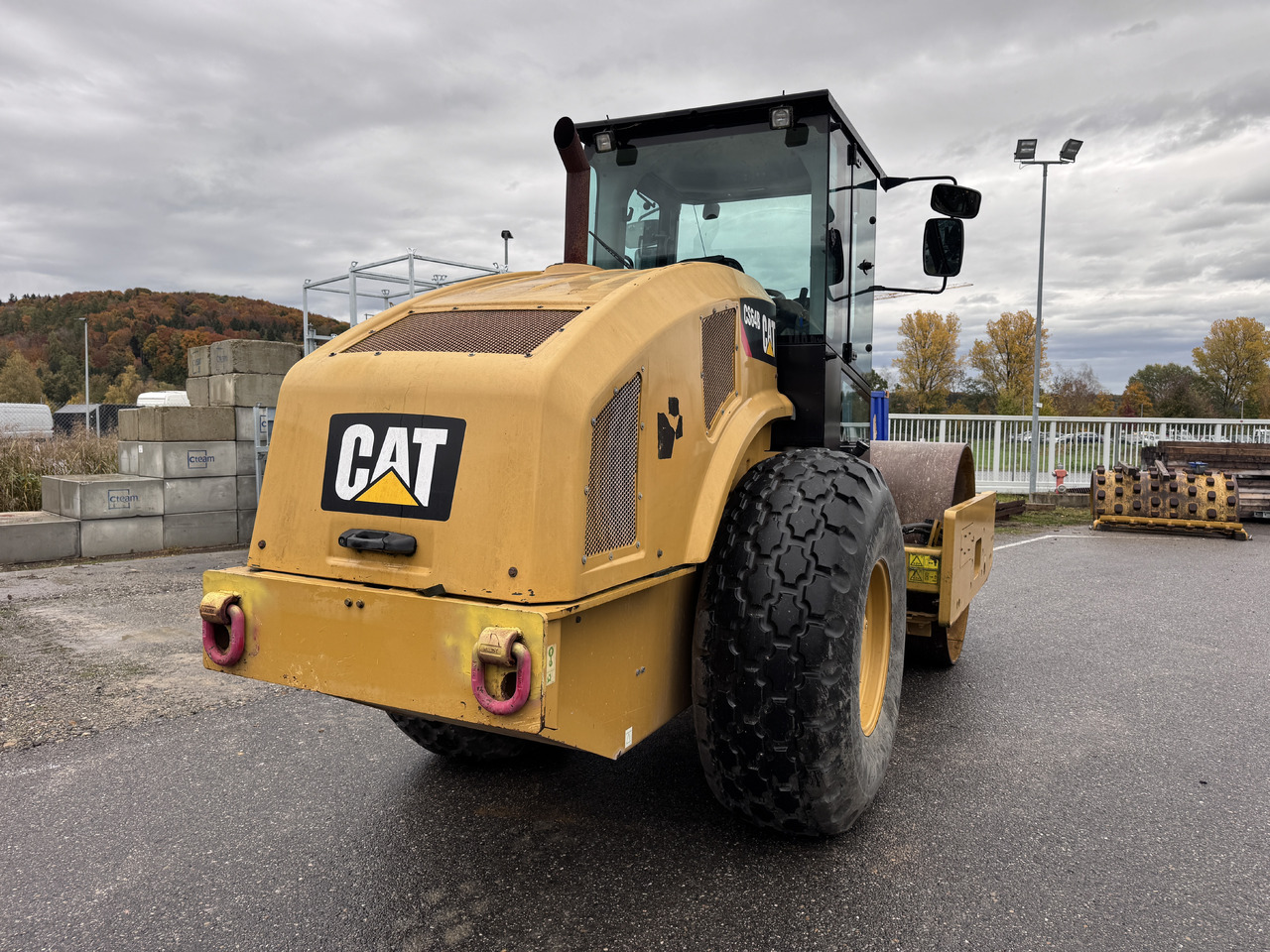 CATERPILLAR CS 64 B - Tihendaja: pilt 4 CATERPILLAR CS 64 B - Tihendaja: pilt 4