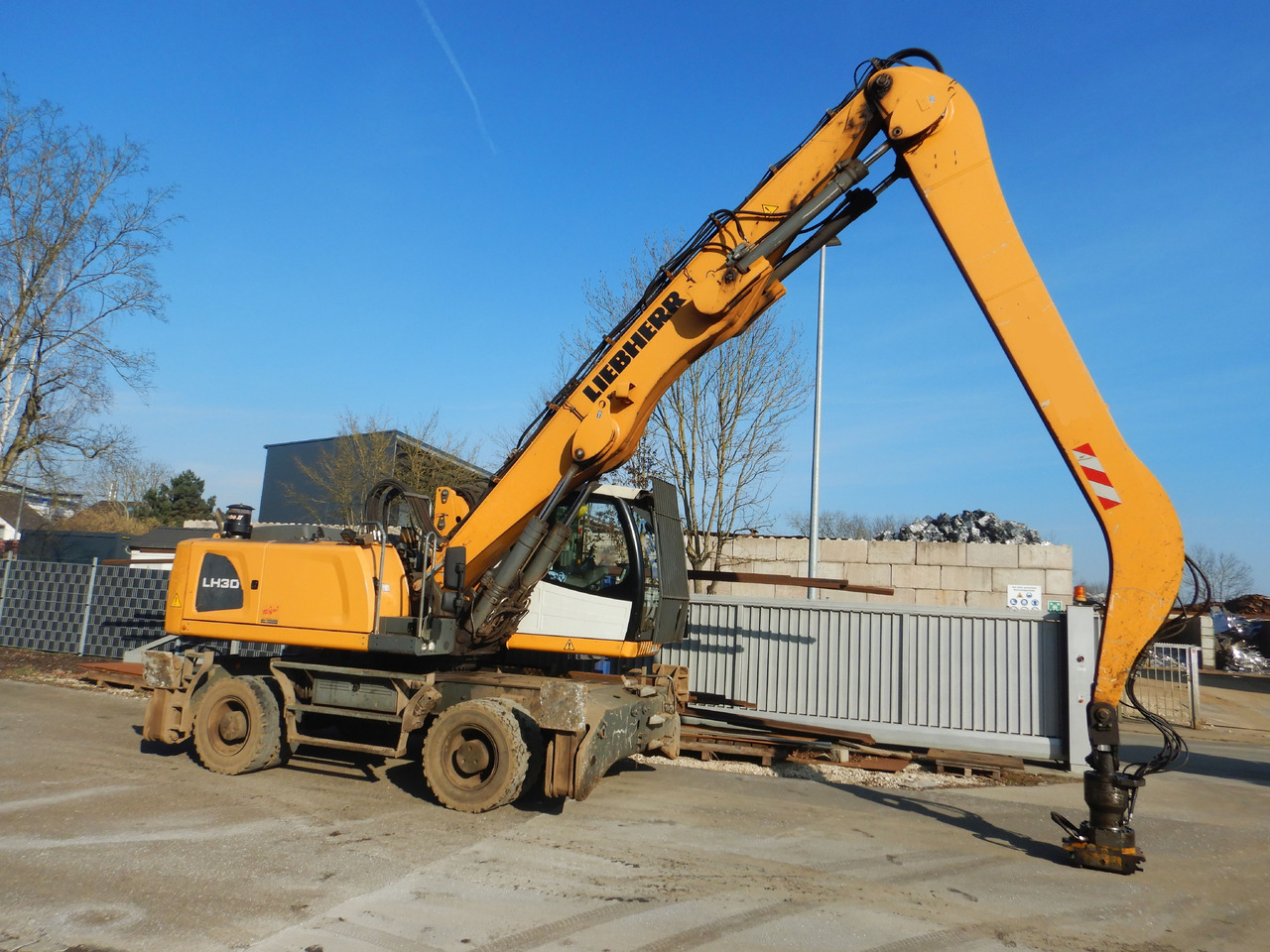 LIEBHERR LH 30 Industry - Jäätme-/ Tööstuslik käitleja: pilt 4 LIEBHERR LH 30 Industry - Jäätme-/ Tööstuslik käitleja: pilt 4