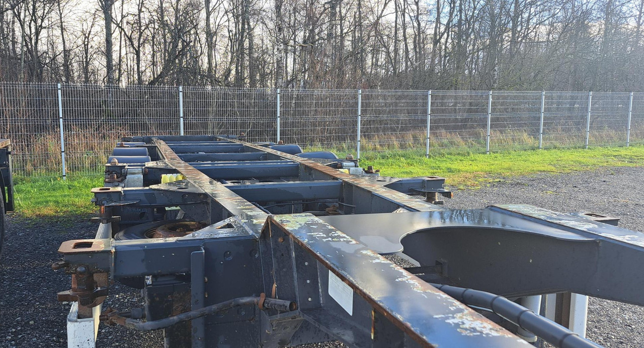 RENDERS EURO 922 - Konteinerveduk/ Tõstukiga poolhaagis: pilt 5 RENDERS EURO 922 - Konteinerveduk/ Tõstukiga poolhaagis: pilt 5