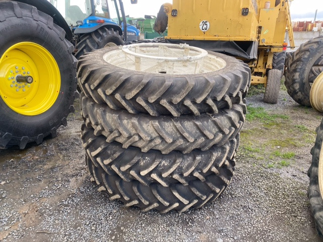 ALLIANCE 300/95R46 - Komplektne ratas - Põllutööseade: pilt 1 ALLIANCE 300/95R46 - Komplektne ratas - Põllutööseade: pilt 1