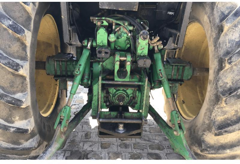 JOHN DEERE 4055 - Traktor: pilt 5 JOHN DEERE 4055 - Traktor: pilt 5