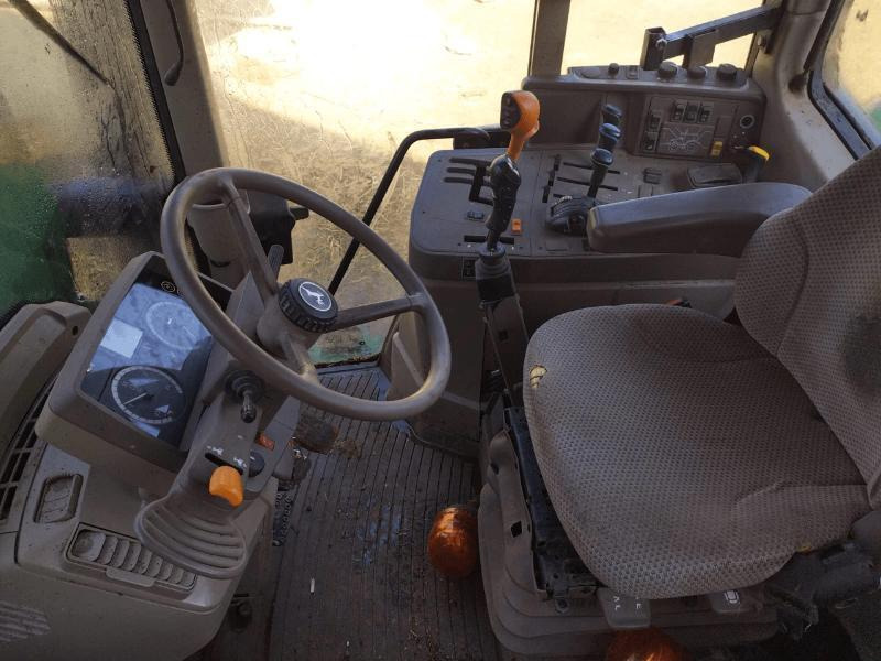 Traktor JOHN DEERE 6115M: pilt 9