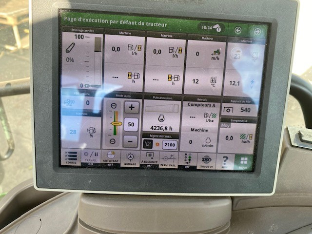 Traktor JOHN DEERE 6130R: pilt 6