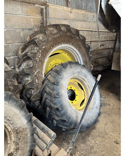 JOHN DEERE 6230 - Traktor: pilt 3 JOHN DEERE 6230 - Traktor: pilt 3