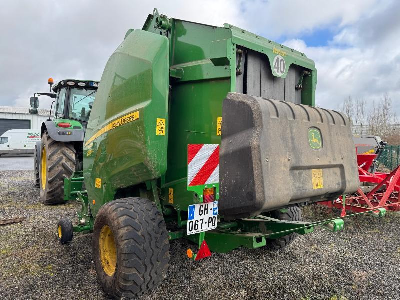 JOHN DEERE V461M - Heinapress, ümmargune: pilt 2 JOHN DEERE V461M - Heinapress, ümmargune: pilt 2