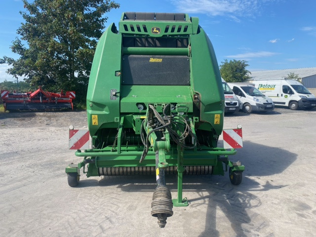 JOHN DEERE V461M - Heinapress, ümmargune: pilt 3 JOHN DEERE V461M - Heinapress, ümmargune: pilt 3