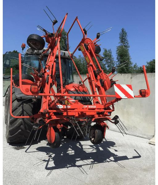 KUHN GF5902 - Kaarutaja/ Reha: pilt 1 KUHN GF5902 - Kaarutaja/ Reha: pilt 1