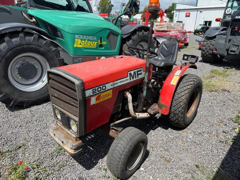 MASSEY-FERGUSON 200 - Traktor: pilt 1 MASSEY-FERGUSON 200 - Traktor: pilt 1