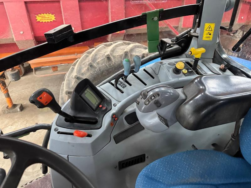 Traktor NEW-HOLLAND T6030: pilt 9