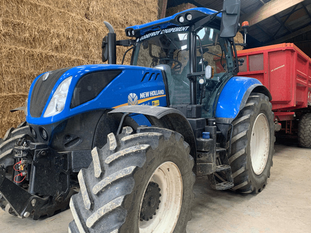 NEW-HOLLAND T7.215S - Traktor: pilt 1 NEW-HOLLAND T7.215S - Traktor: pilt 1
