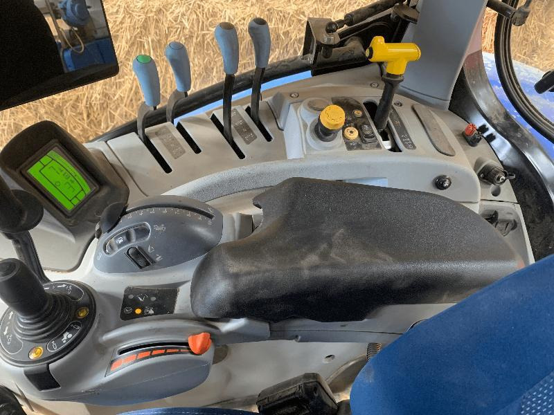 NEW-HOLLAND T7.215S - Traktor: pilt 4 NEW-HOLLAND T7.215S - Traktor: pilt 4