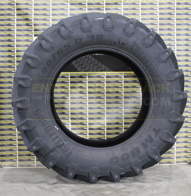 Trelleborg TM 800 650/65R38: Radial Tires for Modern Agricultural Tractors - Komplektne ratas - Traktor: pilt 4 Trelleborg TM 800 650/65R38: Radial Tires for Modern Agricultural Tractors - Komplektne ratas - Traktor: pilt 4
