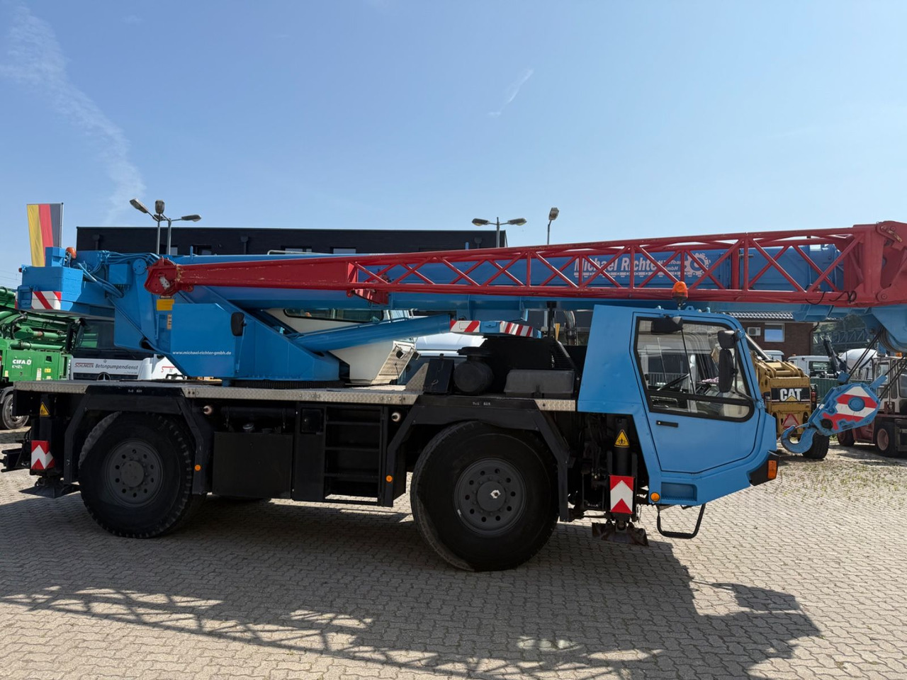 Faun ATF 30-2 30 ton - Kraanaga veoauto: pilt 4 Faun ATF 30-2 30 ton - Kraanaga veoauto: pilt 4