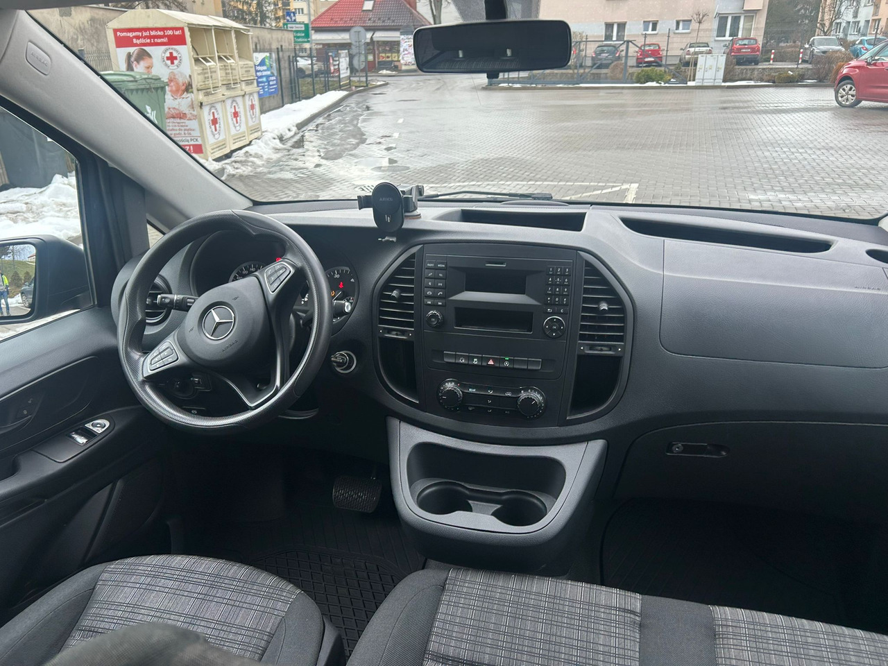 Mercedes-Benz VITO TOURER - Mikrobuss: pilt 5 Mercedes-Benz VITO TOURER - Mikrobuss: pilt 5