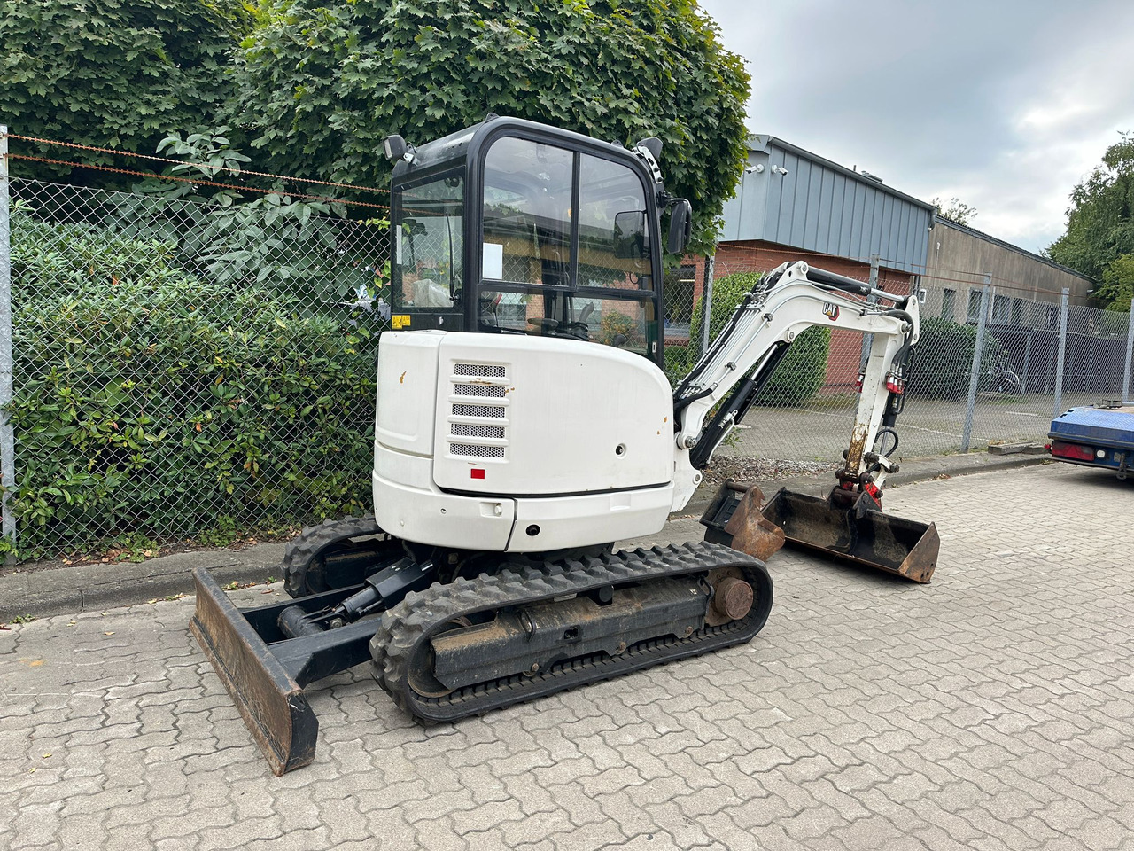 CAT 302.7 DCR Mini excavator, 2 Buckets, TOP !!! - Miniekskavaator: pilt 4 CAT 302.7 DCR Mini excavator, 2 Buckets, TOP !!! - Miniekskavaator: pilt 4