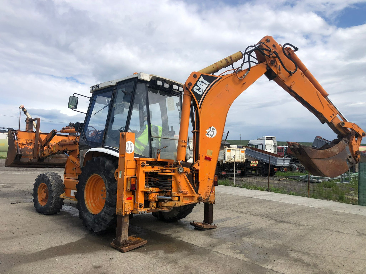 CATERPILLAR 428 C TERRACING EQUIPMENT BULLDOEXCAVATOR - Ekskavaator-laadur: pilt 2 CATERPILLAR 428 C TERRACING EQUIPMENT BULLDOEXCAVATOR - Ekskavaator-laadur: pilt 2