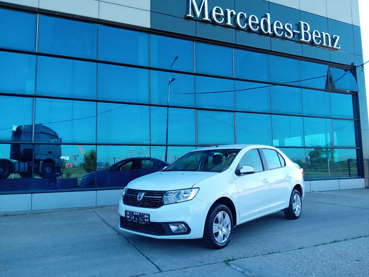 Dacia Logan 1.5 dCi, TOP ! - Sedaan: pilt 1 Dacia Logan 1.5 dCi, TOP ! - Sedaan: pilt 1