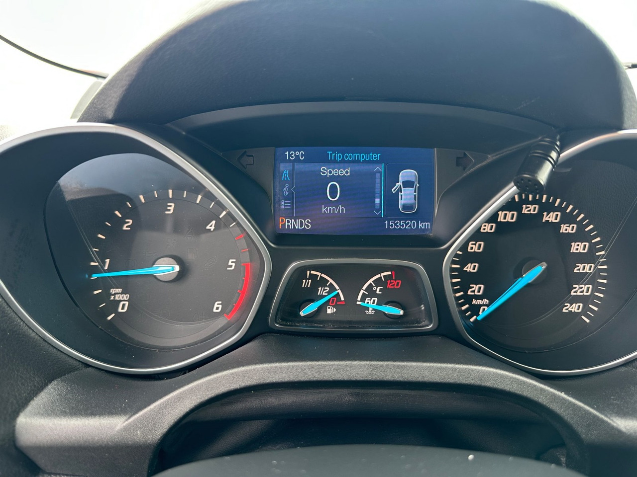 FORD KUGA TITANIUM - Maastur: pilt 2 FORD KUGA TITANIUM - Maastur: pilt 2