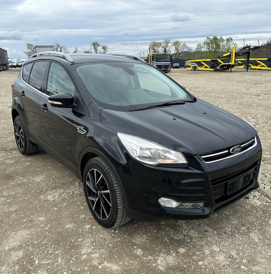 FORD KUGA TITANIUM - Maastur: pilt 1 FORD KUGA TITANIUM - Maastur: pilt 1