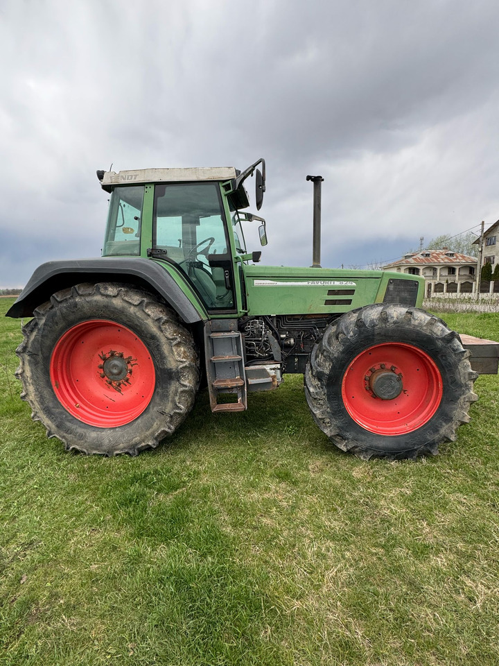 Fendt 824 Tractor - Traktor: pilt 5 Fendt 824 Tractor - Traktor: pilt 5