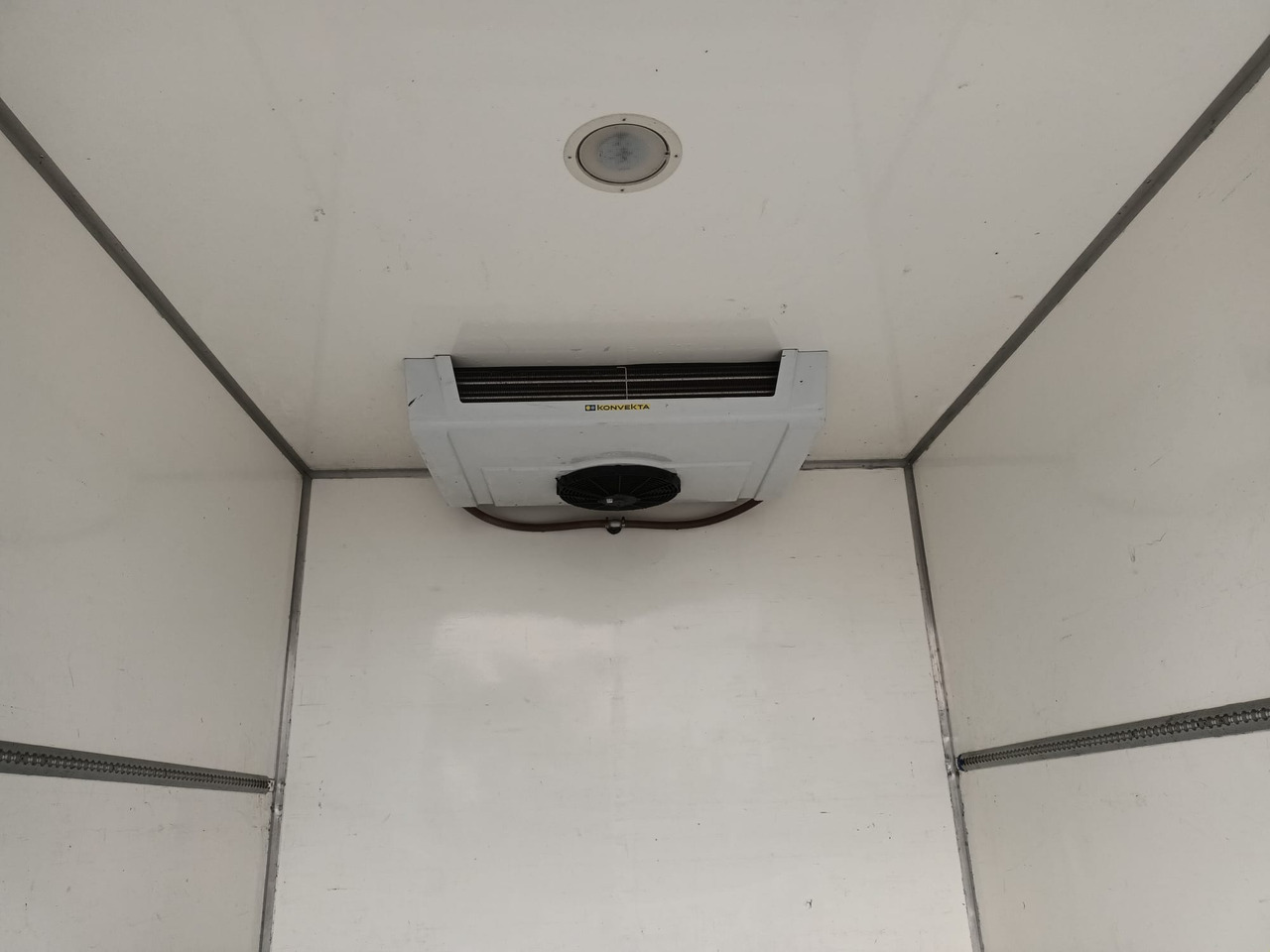 Tarbesõiduk külmik Ford Transit 350 L3 KONVEKTA REFRIGERATOR: pilt 10