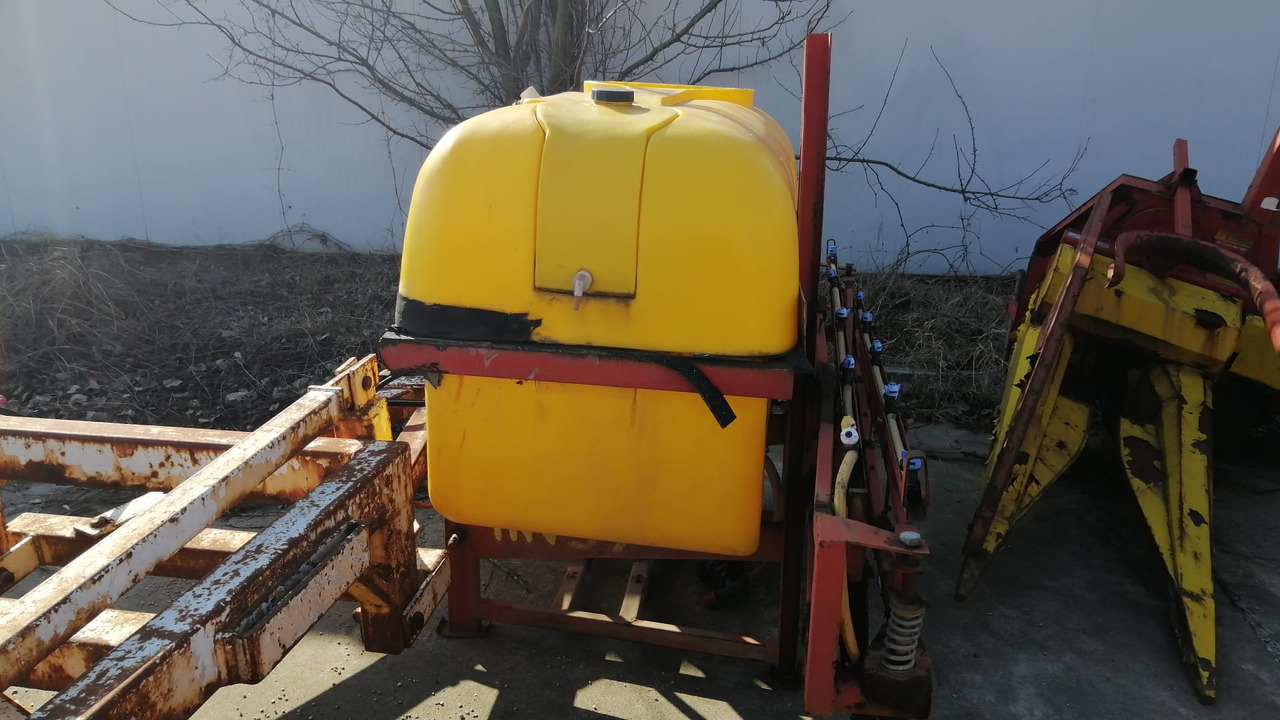 Herbicide Worn /Sprayer 800 l 12m - Traktorilt tõusev pritsija: pilt 2 Herbicide Worn /Sprayer 800 l 12m - Traktorilt tõusev pritsija: pilt 2