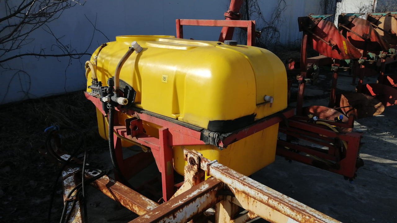 Herbicide Worn /Sprayer 800 l 12m - Traktorilt tõusev pritsija: pilt 1 Herbicide Worn /Sprayer 800 l 12m - Traktorilt tõusev pritsija: pilt 1