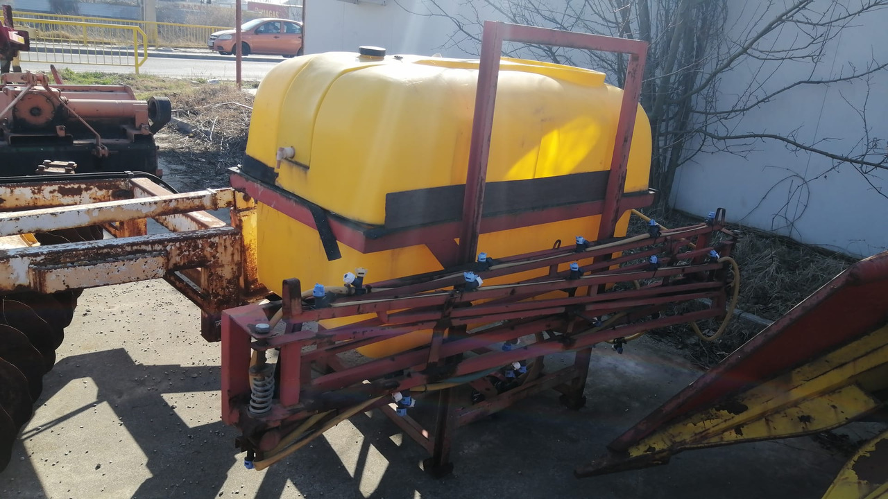 Herbicide Worn /Sprayer 800 l 12m - Traktorilt tõusev pritsija: pilt 3 Herbicide Worn /Sprayer 800 l 12m - Traktorilt tõusev pritsija: pilt 3