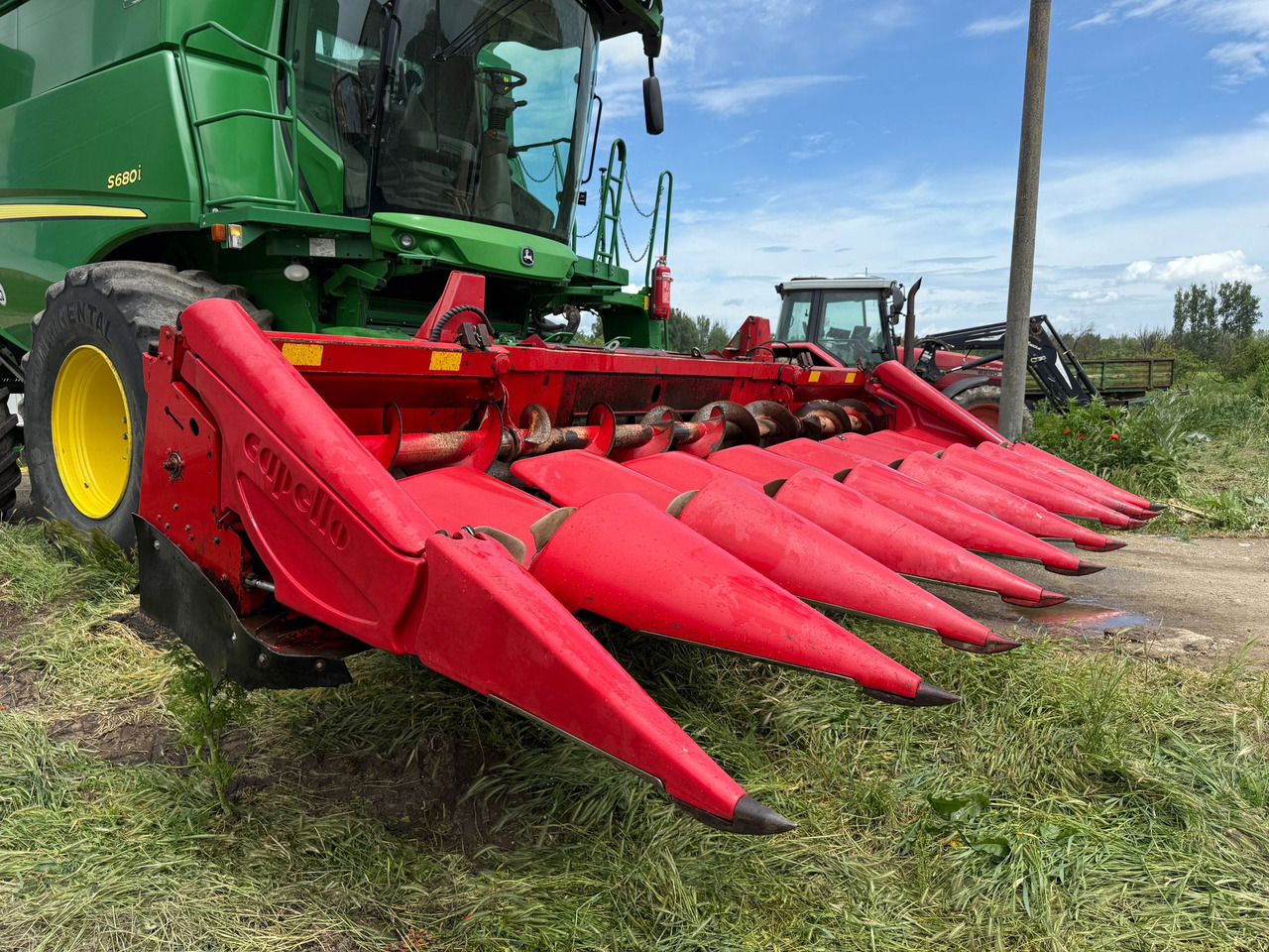 Hydraulic folding corn header Capello Quasar - Maisikoristusmasin: pilt 4 Hydraulic folding corn header Capello Quasar - Maisikoristusmasin: pilt 4