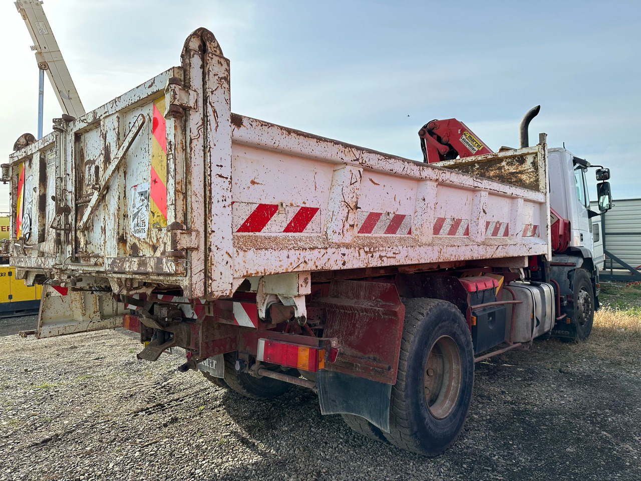 IVECO EUROTRAKKER TIPPER - Kallurauto: pilt 5 IVECO EUROTRAKKER TIPPER - Kallurauto: pilt 5
